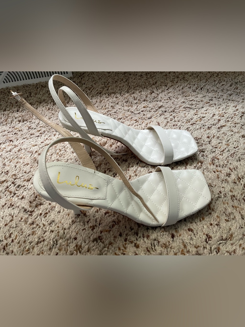 Lulu’s white heels - Picture 5 of 5